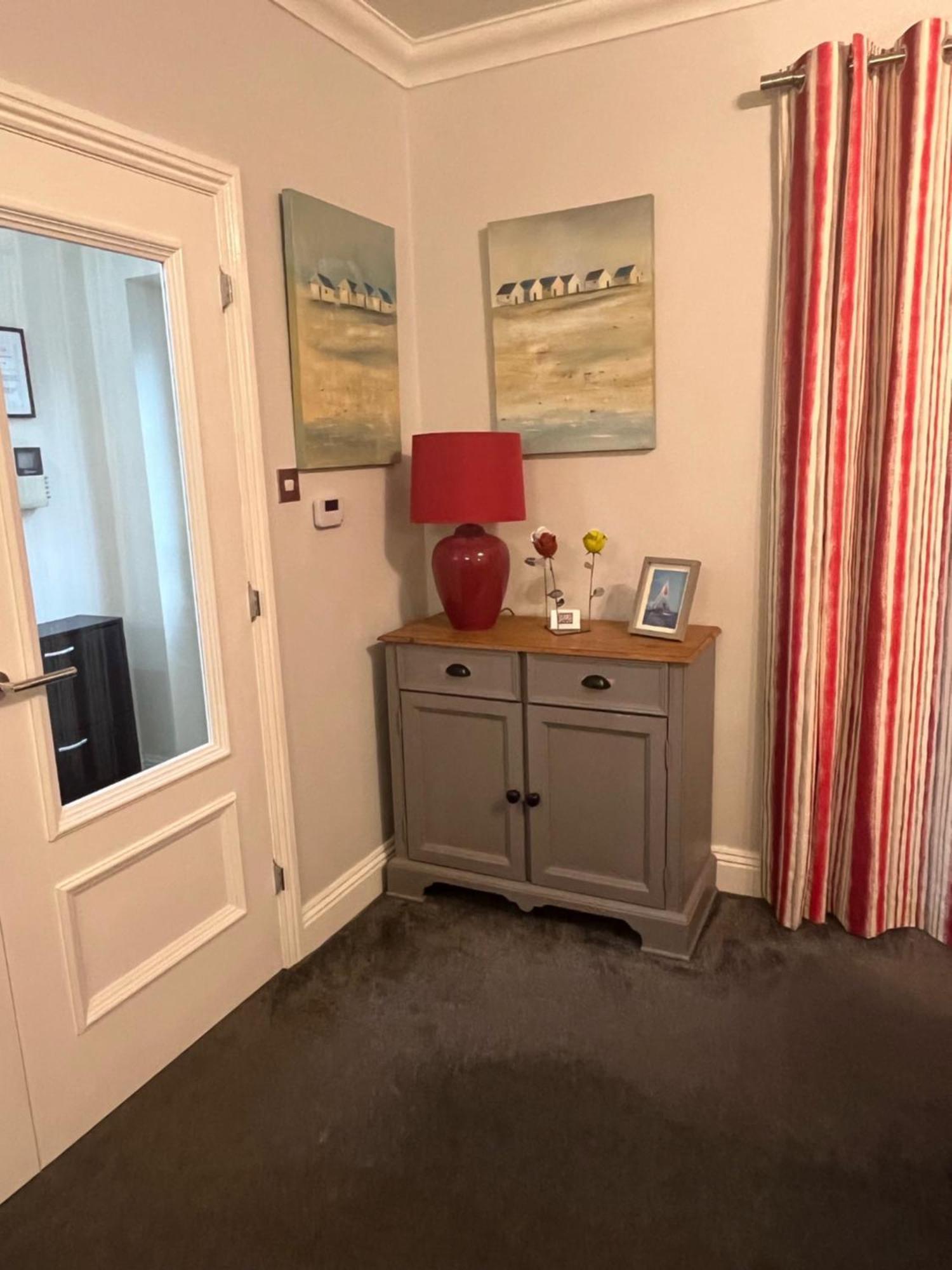 Rockmount Court Apartment Борнмът Екстериор снимка